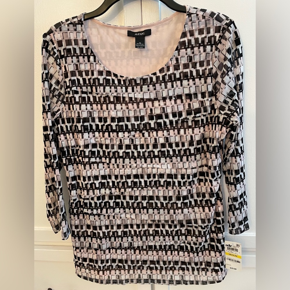 Alfani Women's Geometric Black and pink Blouse 3/4 sleeve Size M fully lined NWT